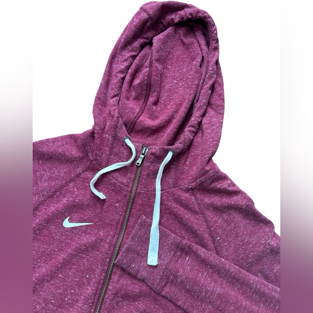 Nike Women’s XS Full Zip Up Jacket Hooded‎ Long Sleeve Plum Color Nike Swoosh